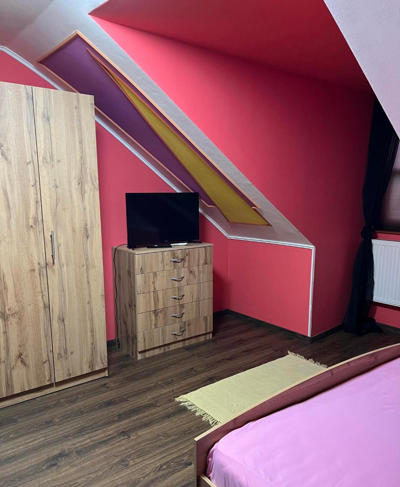 Bianka Hostel & Car Rent 布达佩斯 外观 照片