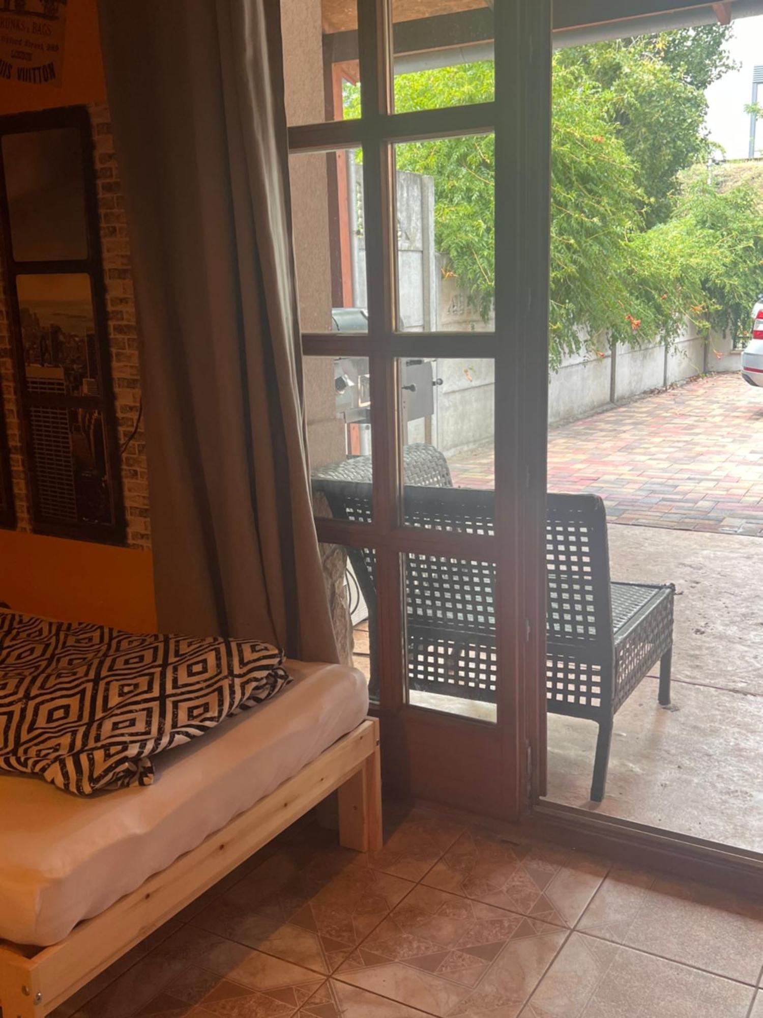 Bianka Hostel & Car Rent 布达佩斯 外观 照片